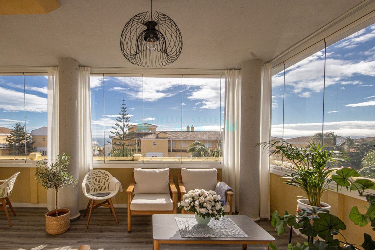 Apartment for sale in Cabopino, Marbella East