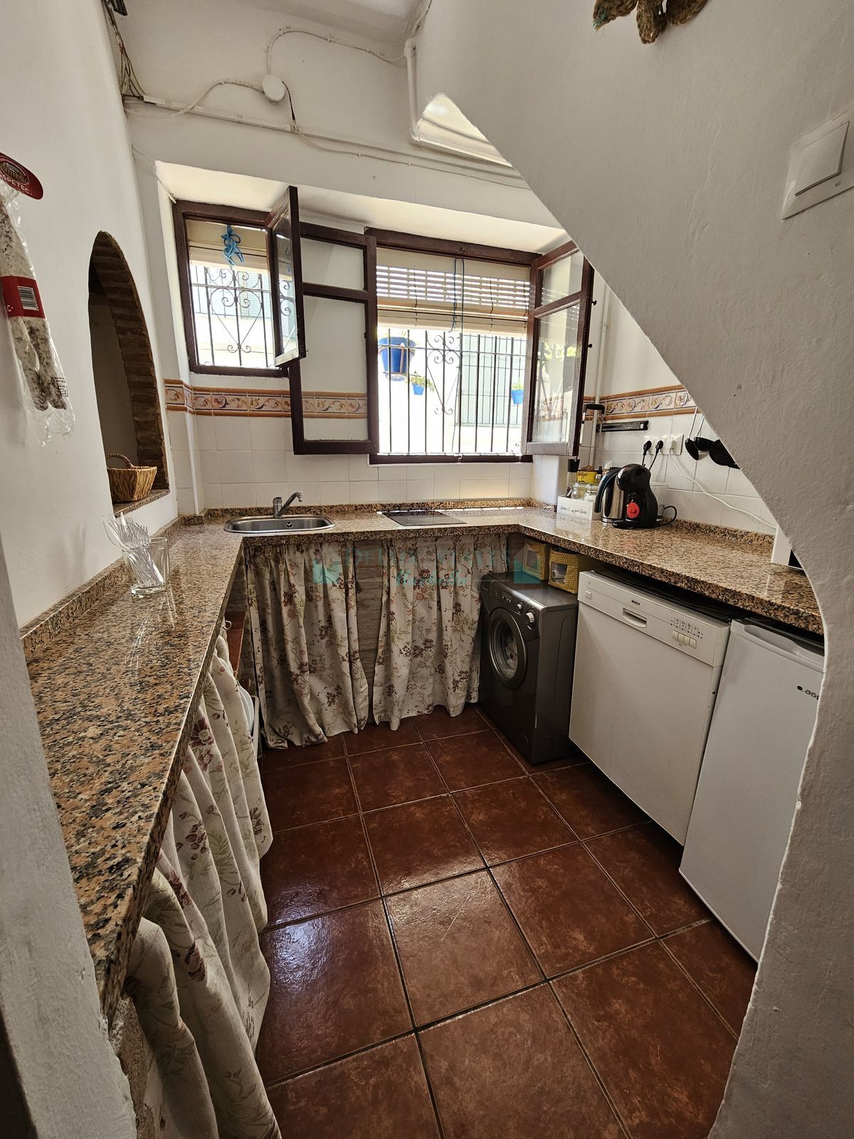 Town House for sale in Estepona