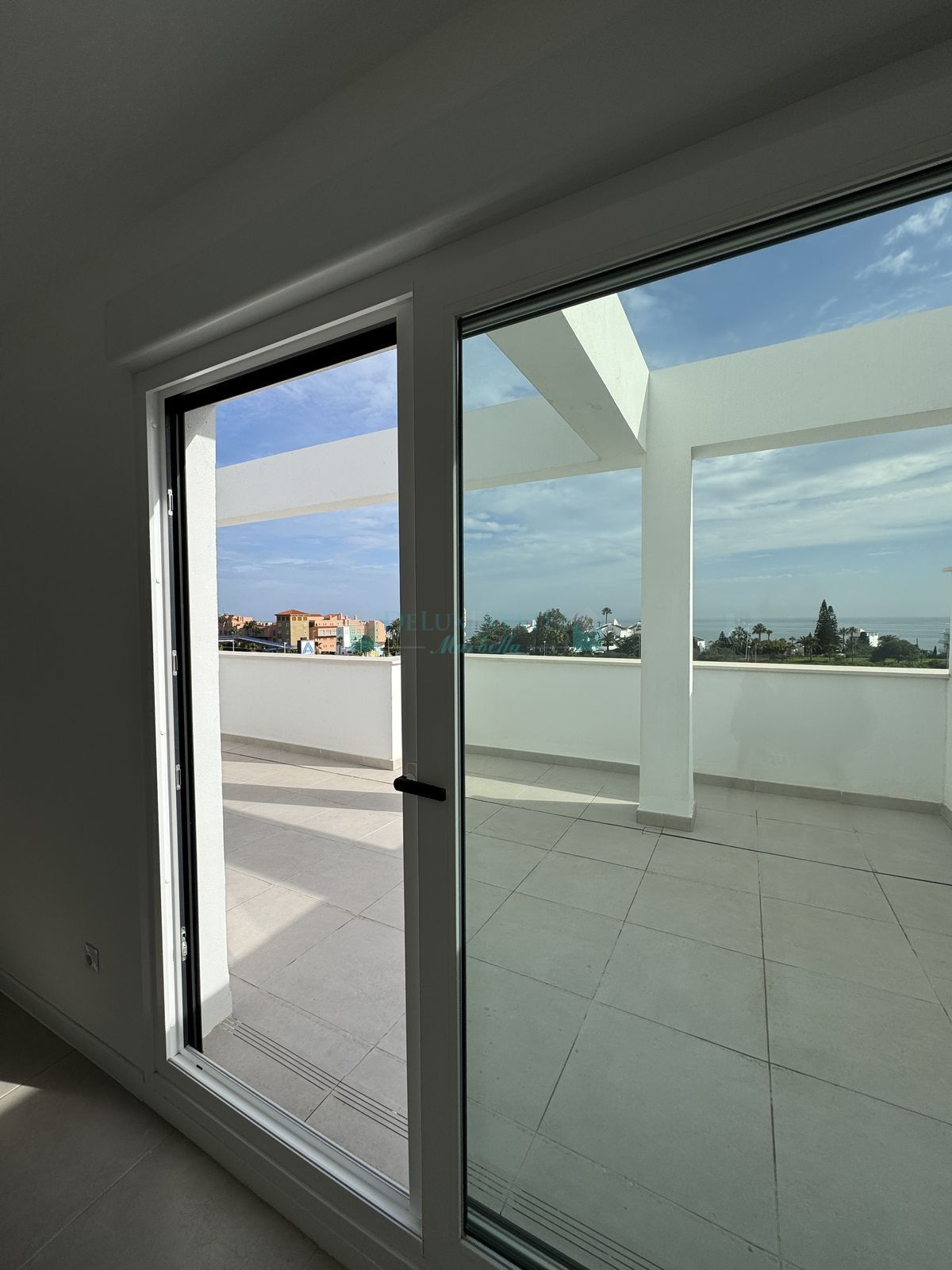 Penthouse for sale in Estepona