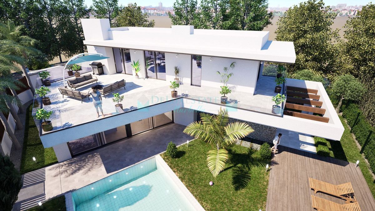 Villa en venta en Cabopino, Marbella Este