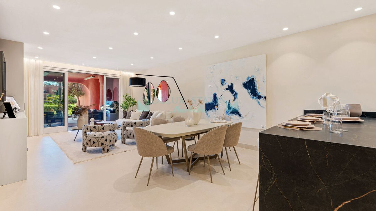 Ground Floor Apartment for sale in Estepona