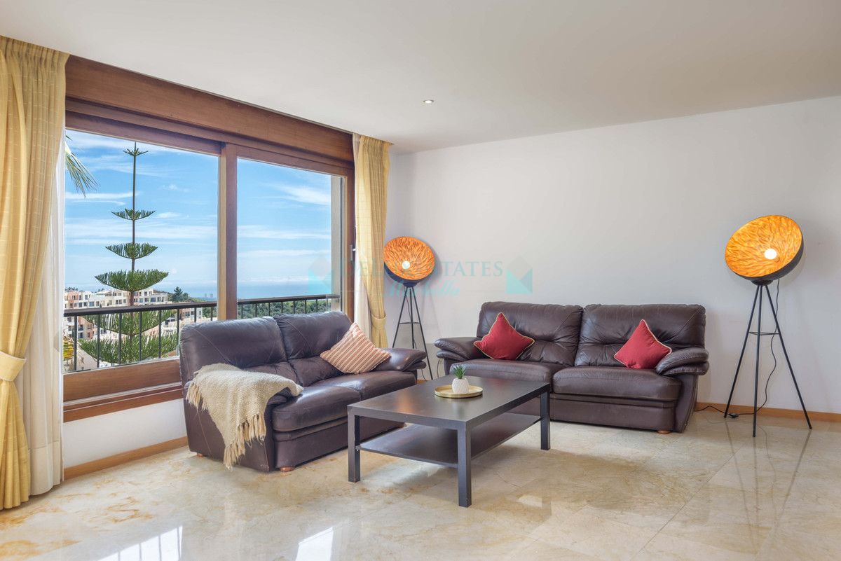 Apartment for sale in Los Altos de los Monteros, Marbella East