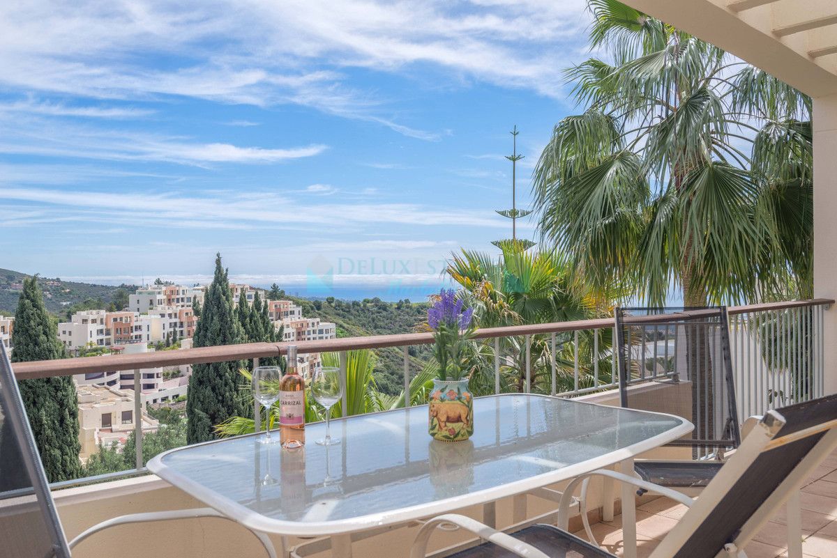 Apartment for sale in Los Altos de los Monteros, Marbella East