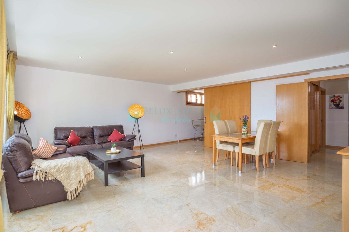 Apartment for sale in Los Altos de los Monteros, Marbella East