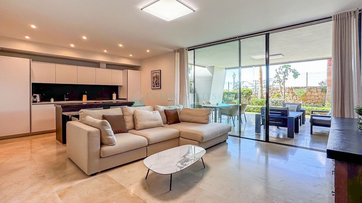 Ground Floor Apartment for sale in Cabopino, Marbella East