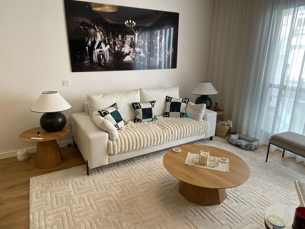 Apartamento en venta en Estepona