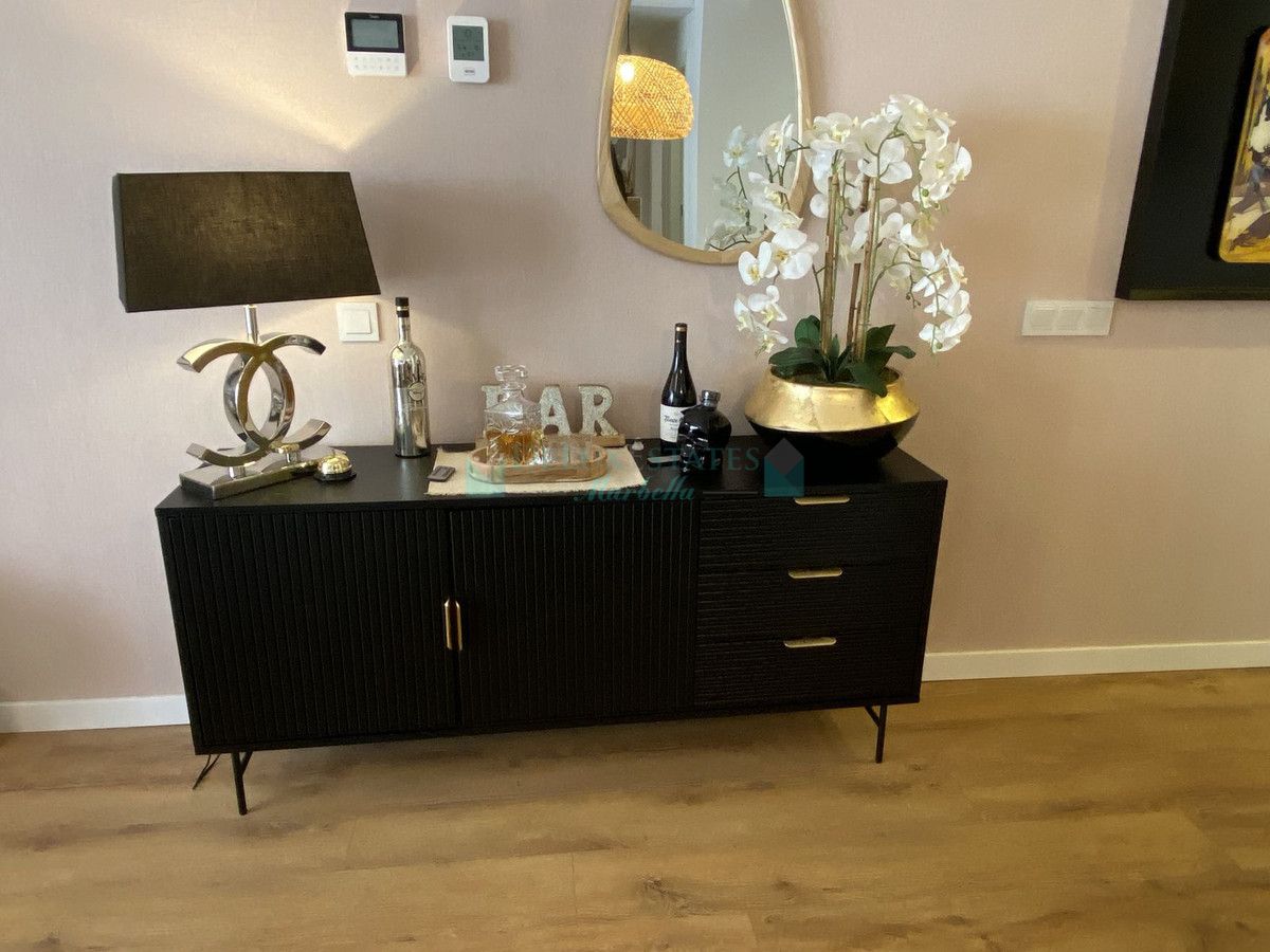 Apartment for sale in Estepona