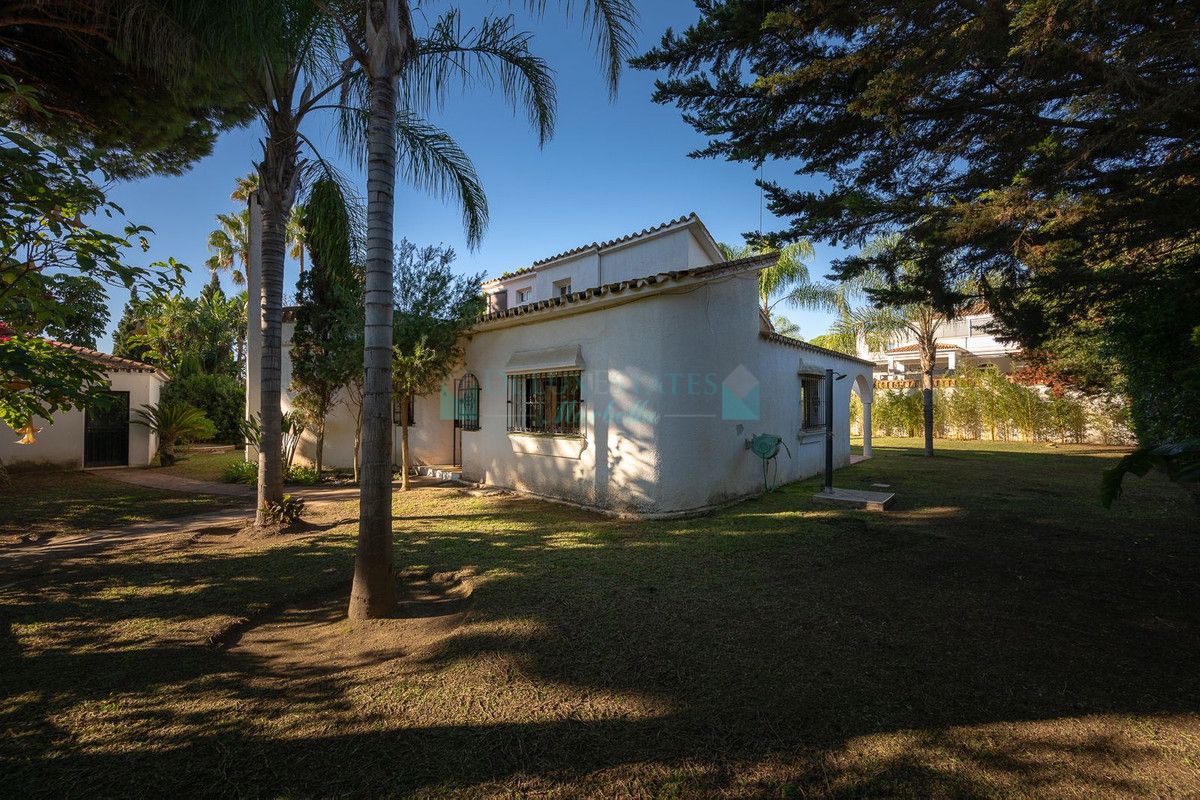 Villa en venta en Marbesa, Marbella Este