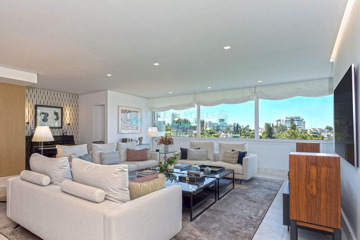 Apartment for sale in Guadalmina Alta, San Pedro de Alcantara