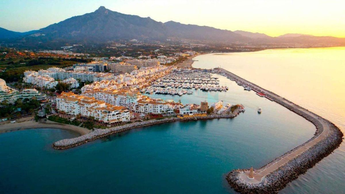 Apartamento en venta en Marbella - Puerto Banus