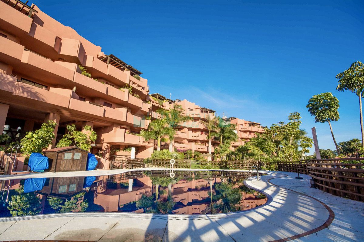 Apartment for sale in Estepona