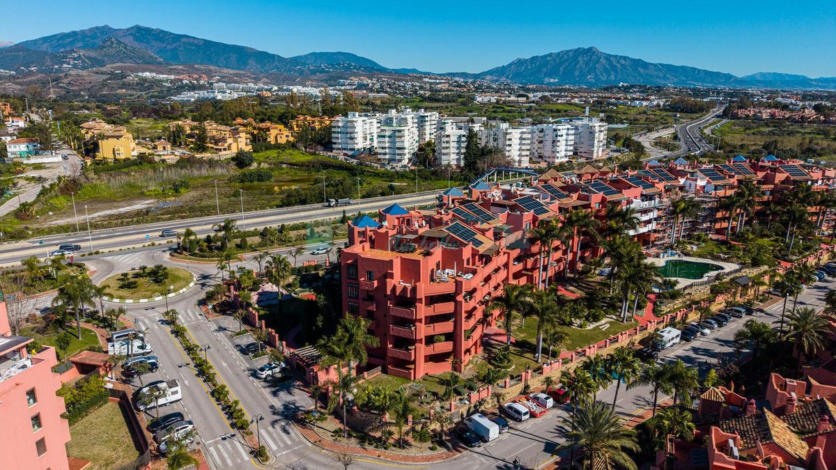 Apartment for sale in Estepona