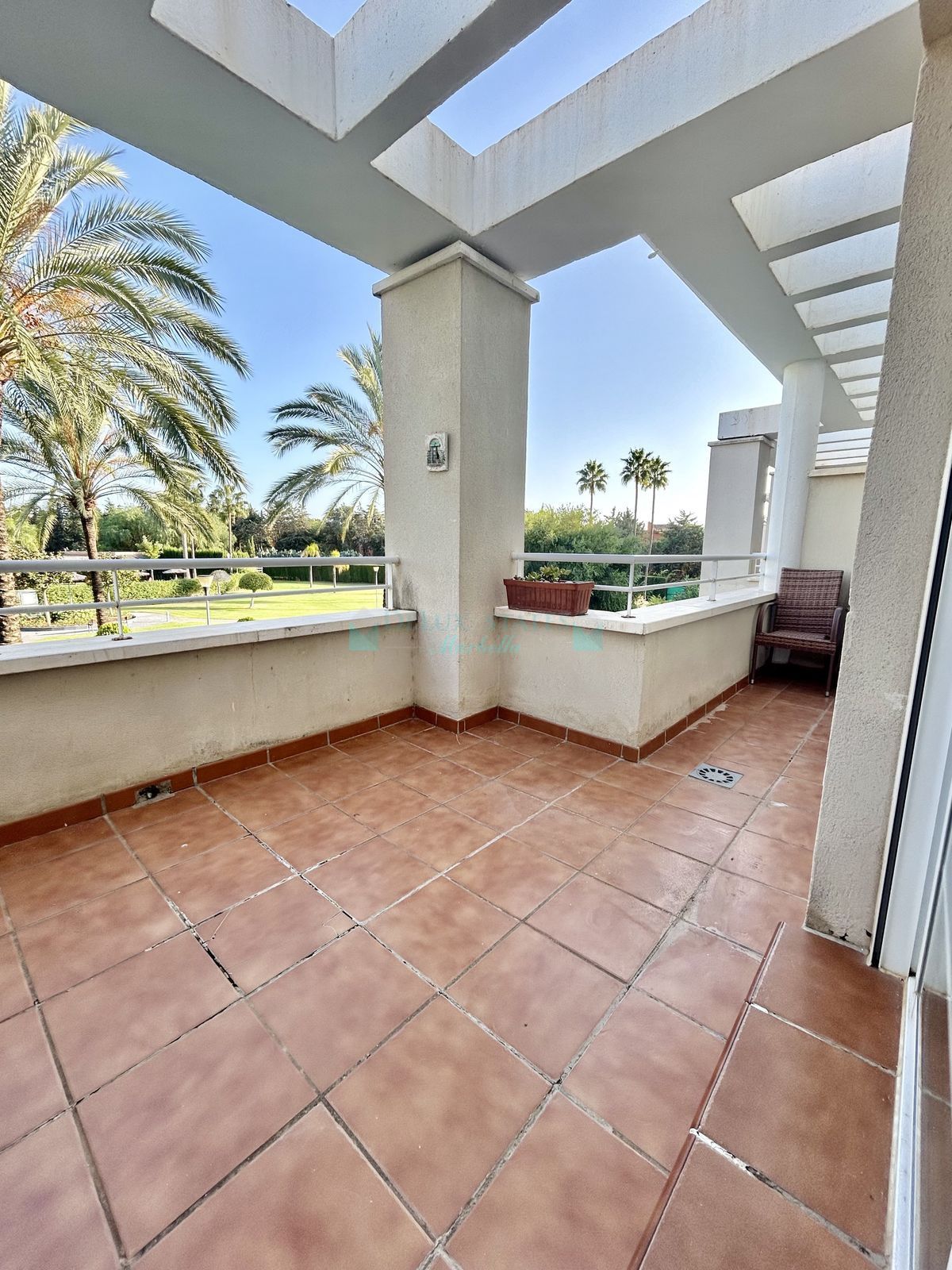 Apartment for sale in Estepona