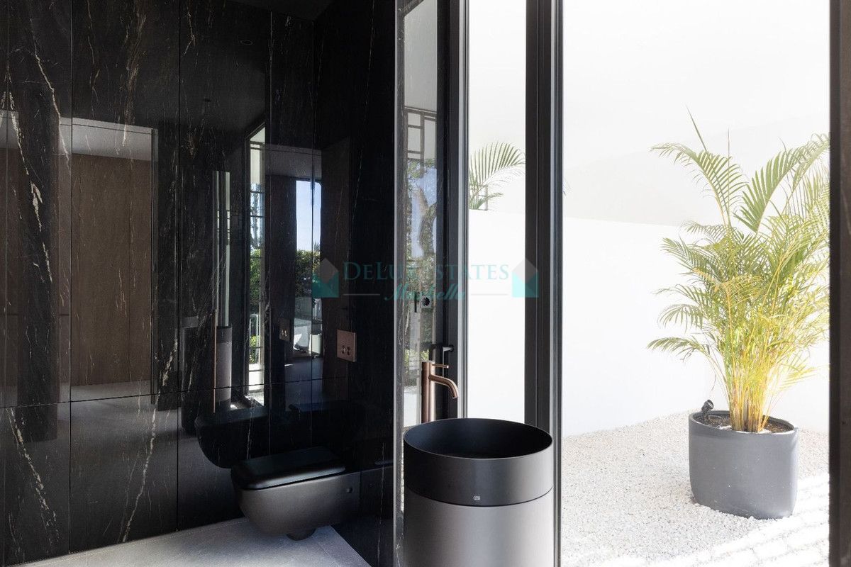 Semi Detached Villa for sale in Marbella Golden Mile