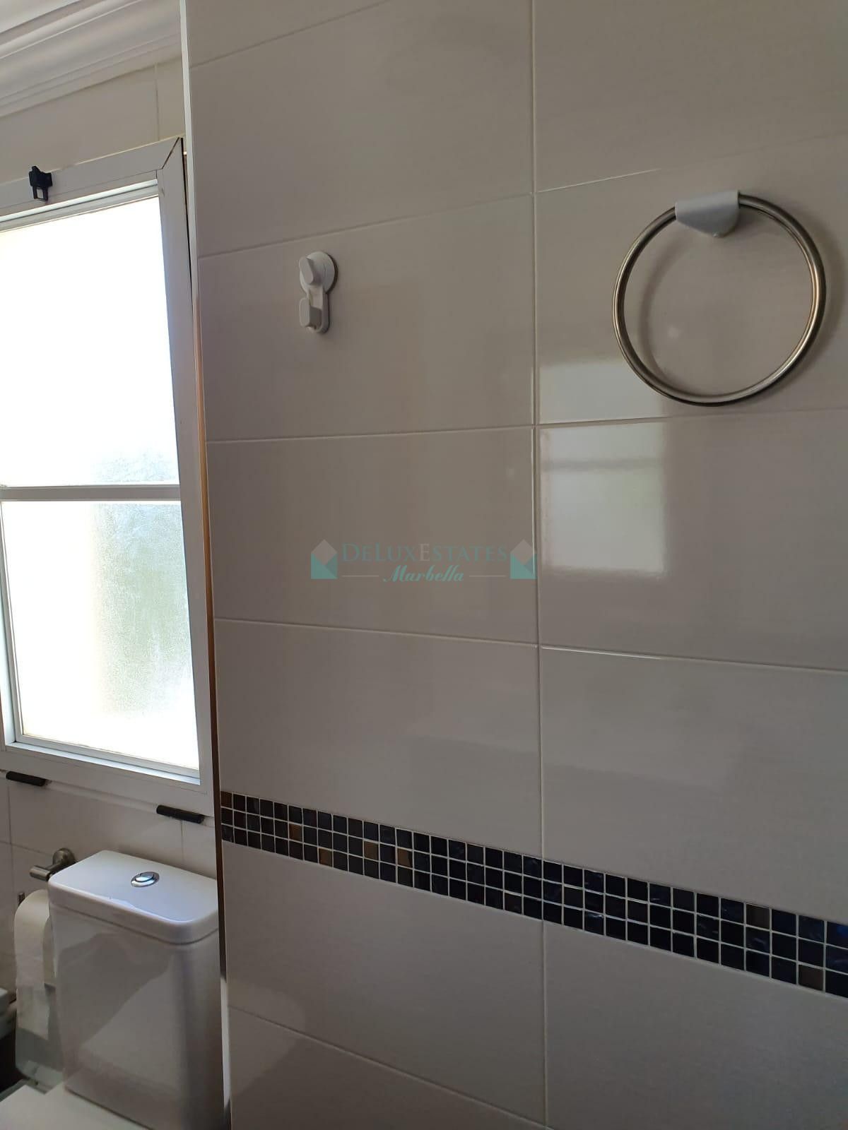 Apartamento en venta en Estepona