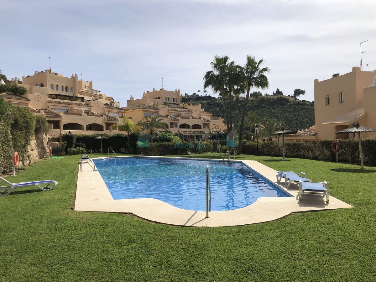 Ground Floor Apartment for sale in Elviria, Marbella East