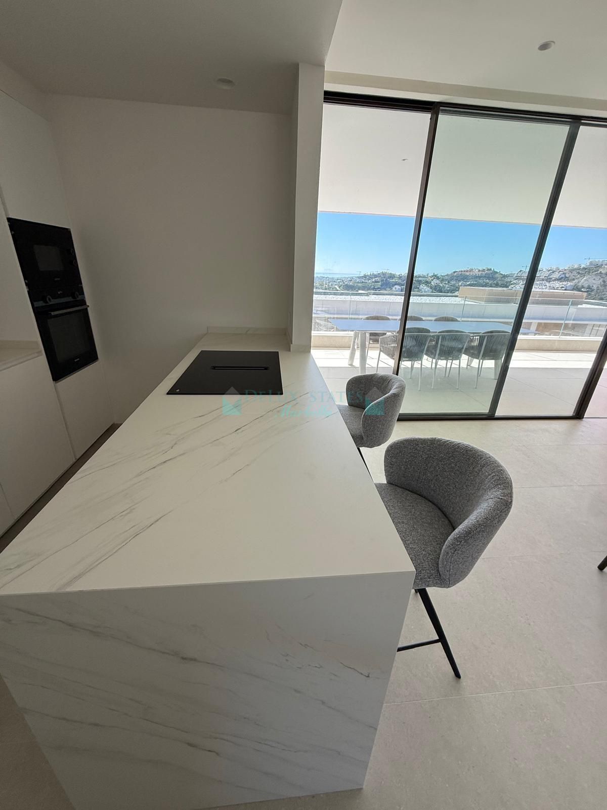 Apartment for sale in Benahavis