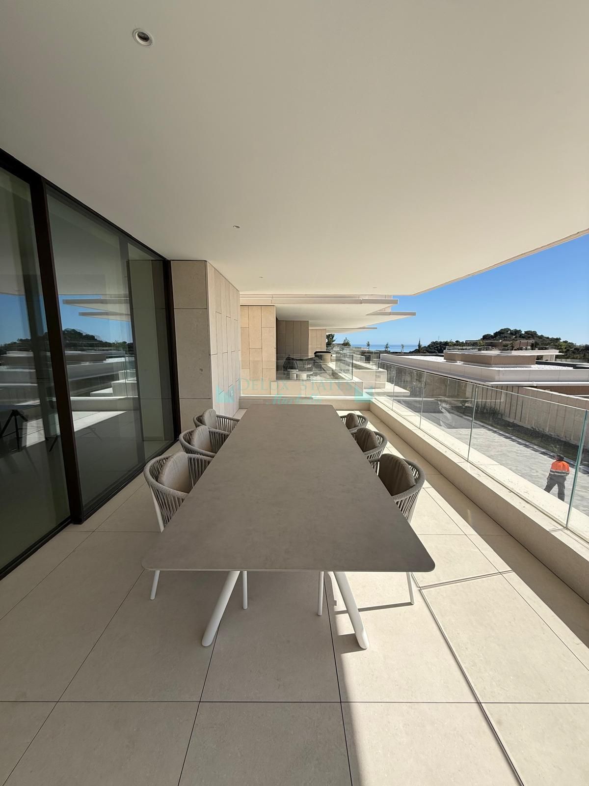 Apartment for sale in Benahavis