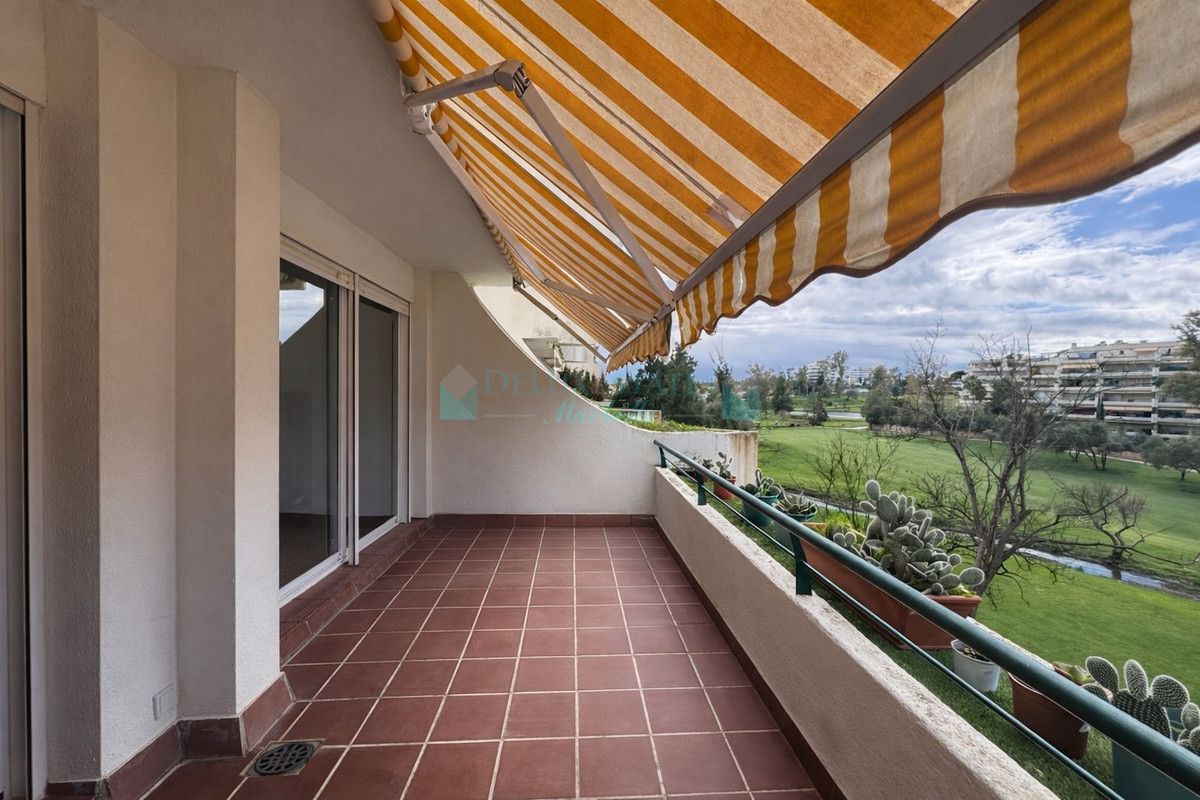 Apartment for sale in Guadalmina Alta, San Pedro de Alcantara