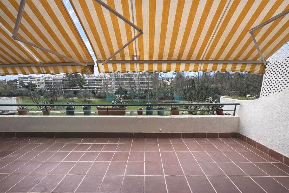 Apartment for sale in Guadalmina Alta, San Pedro de Alcantara