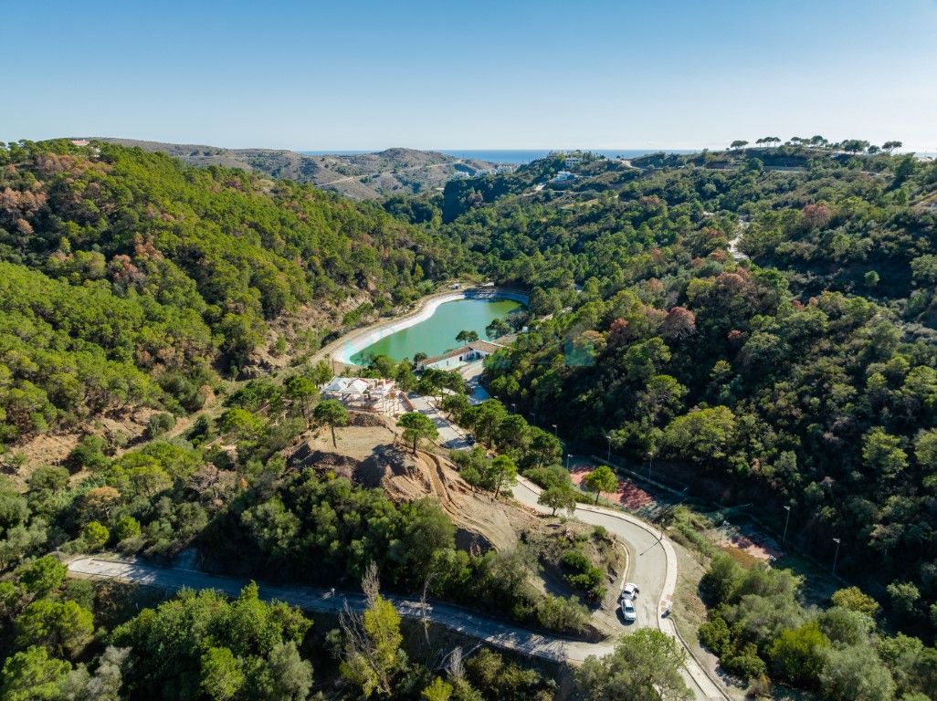 Residential Plot for sale in Benahavis