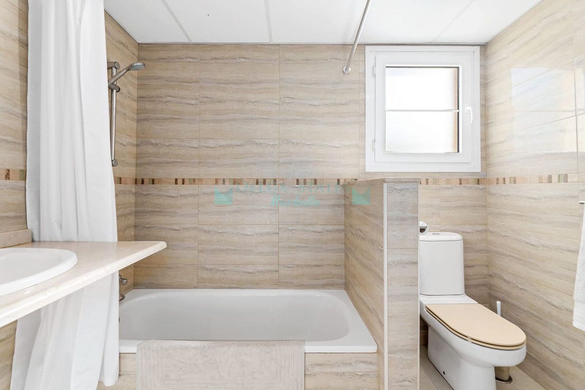 Penthouse for rent in Marbella