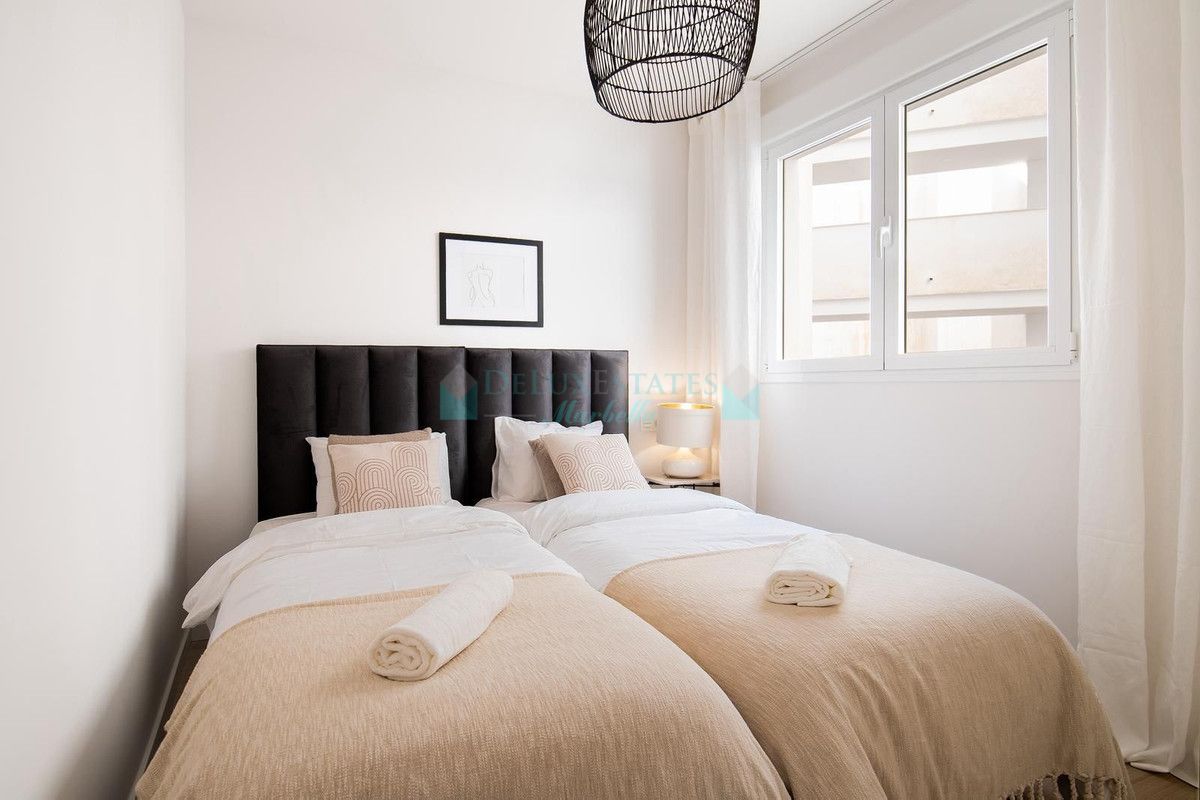 Apartment for sale in La Campana, Nueva Andalucia