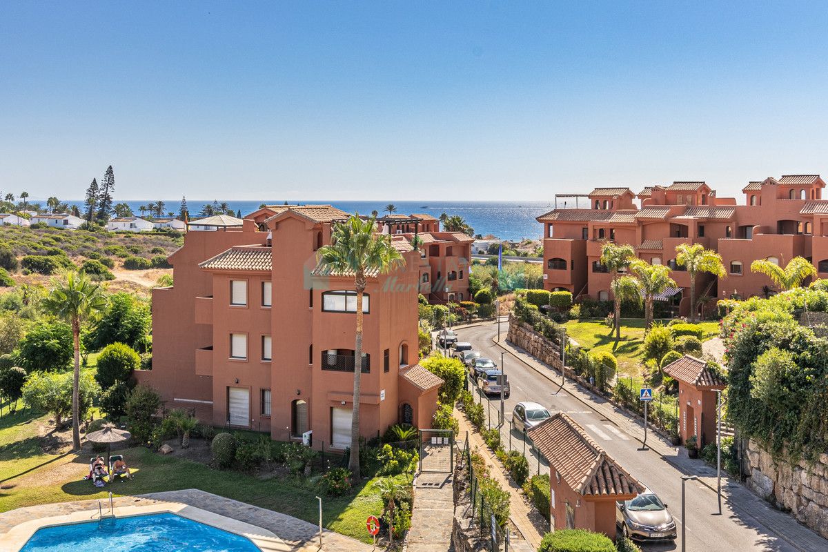 Penthouse for sale in Estepona