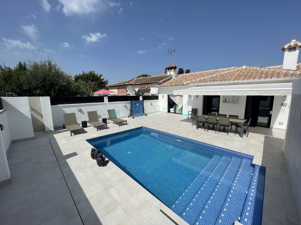 Villa for sale in San Pedro de Alcantara