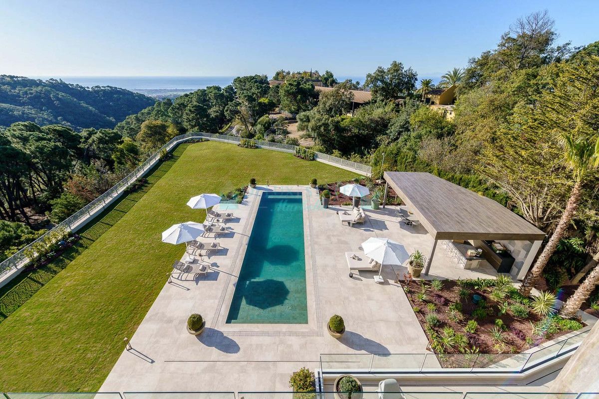 Villa for sale in La Zagaleta, Benahavis