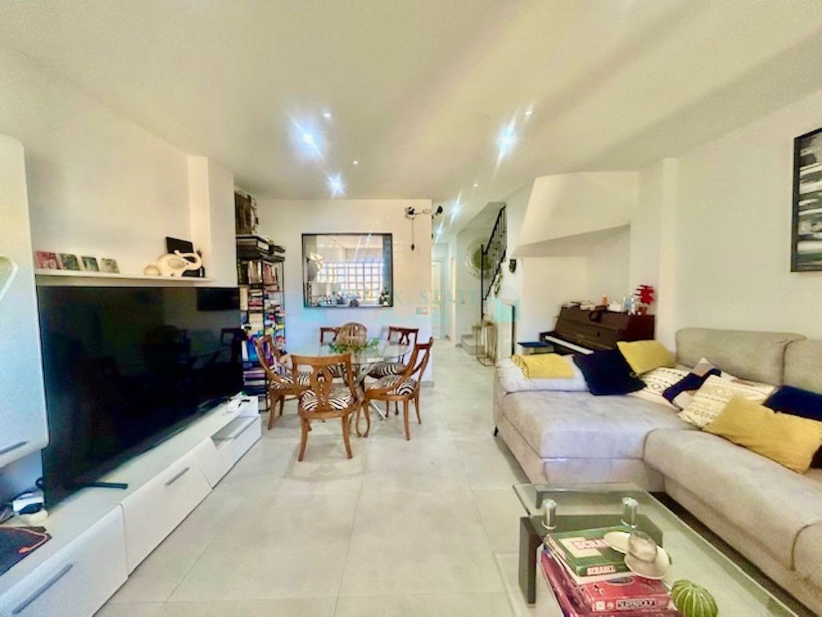 Town House for sale in New Golden Mile, Estepona