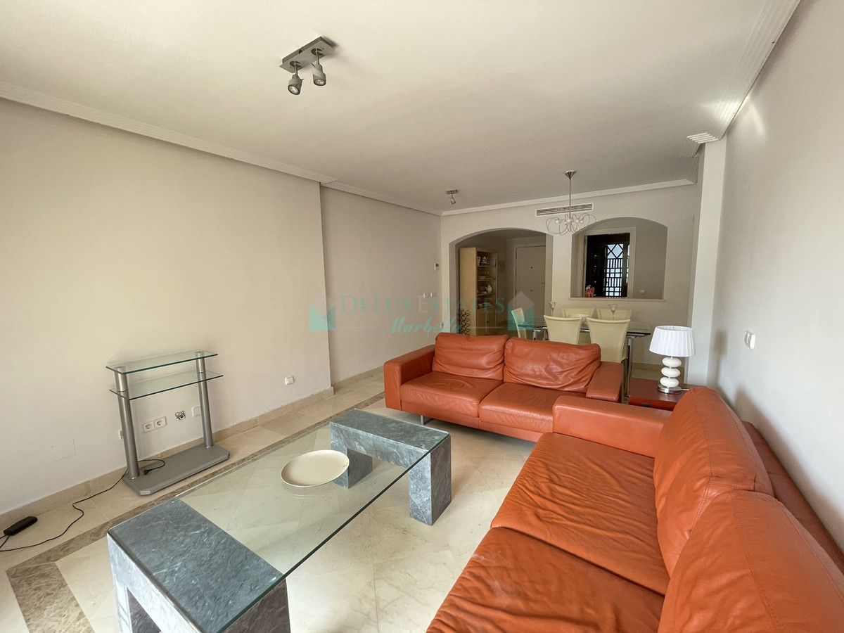 Apartment for sale in Los Arqueros, Benahavis