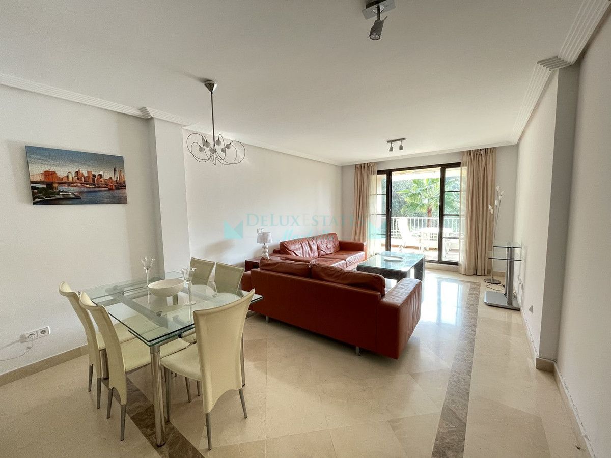 Apartment for sale in Los Arqueros, Benahavis