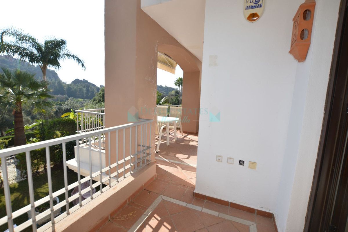 Apartment for sale in Los Arqueros, Benahavis