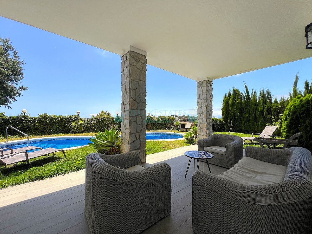 Semi Detached Villa for sale in La Mairena, Marbella East