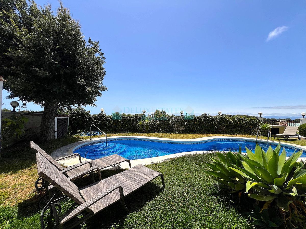 Semi Detached Villa for sale in La Mairena, Marbella East