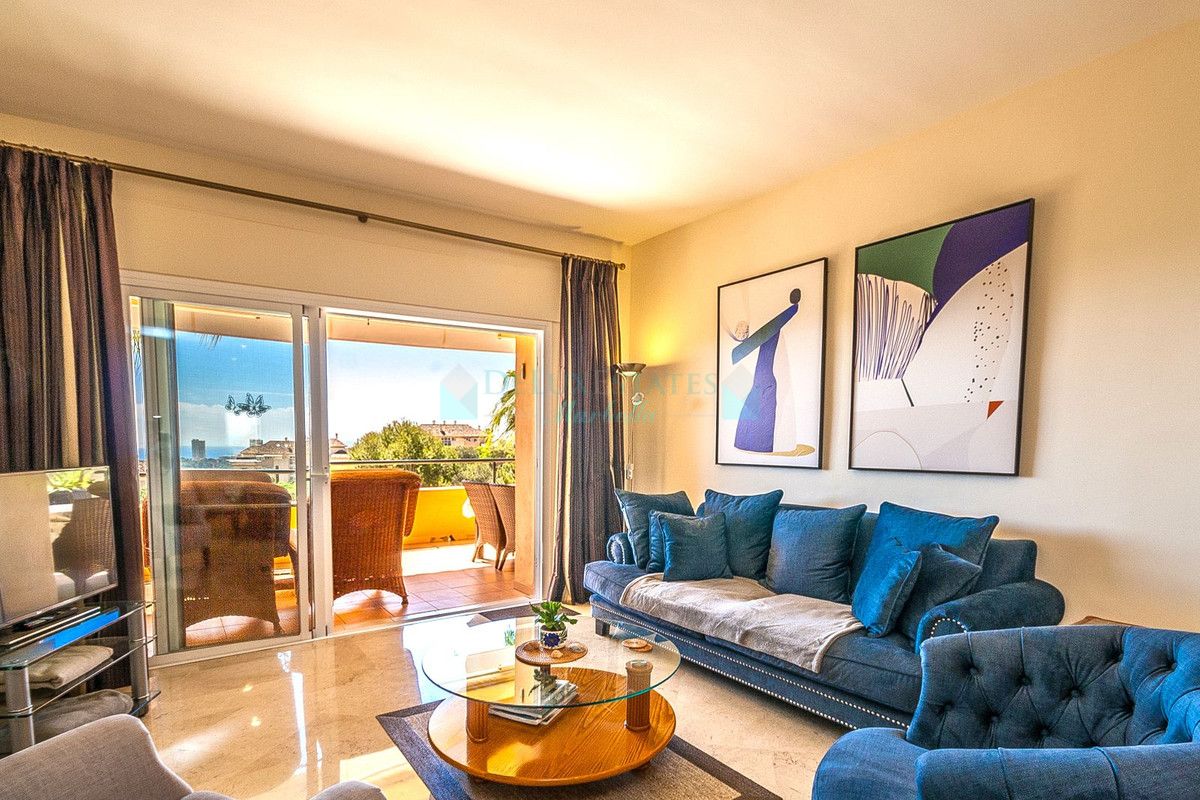 Apartment for sale in Elviria, Marbella East