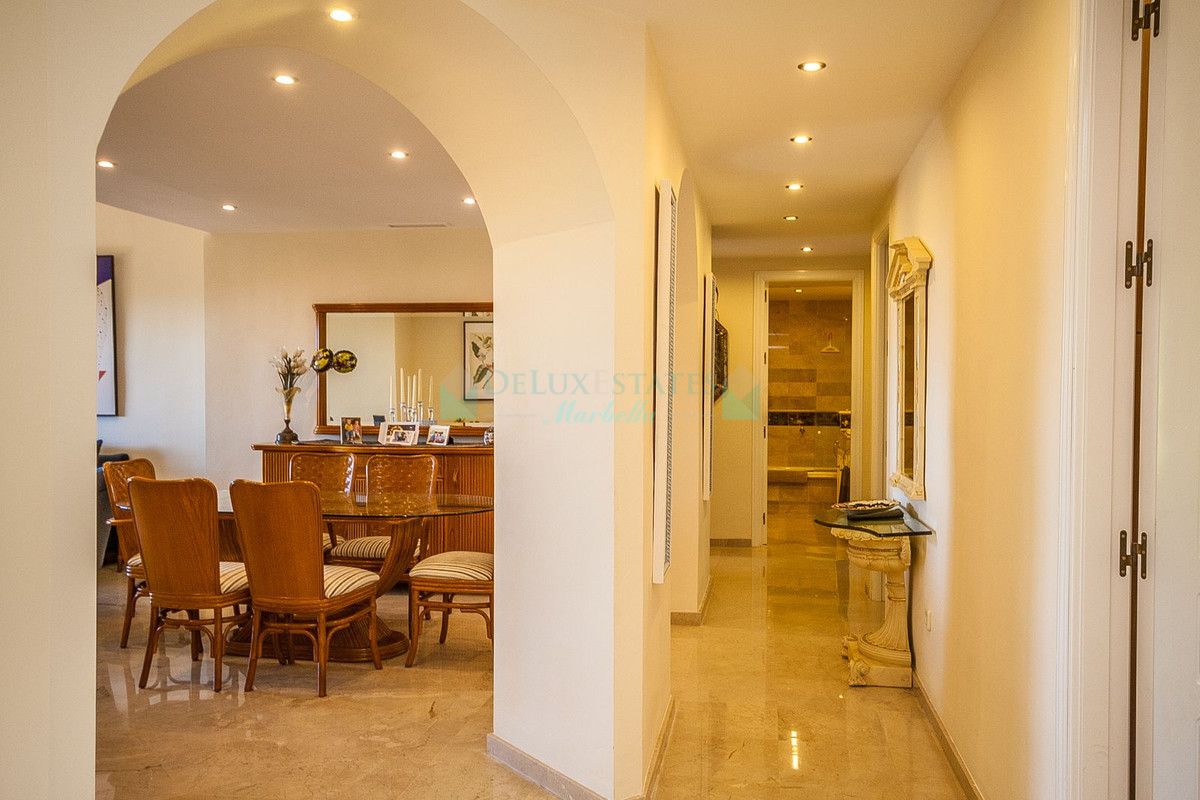 Apartamento en venta en Elviria, Marbella Este