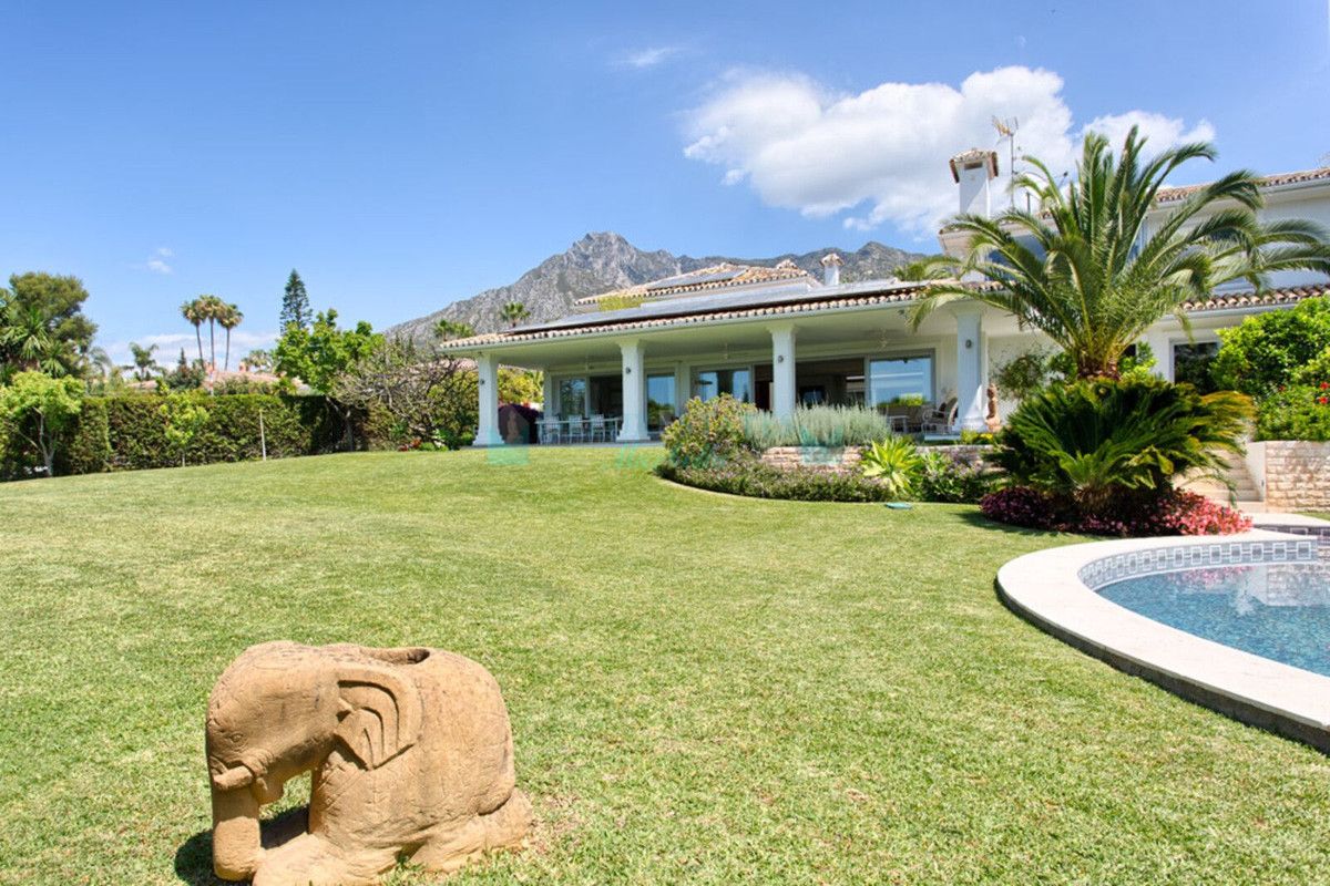 Villa for rent in Nagüeles, Marbella Golden Mile