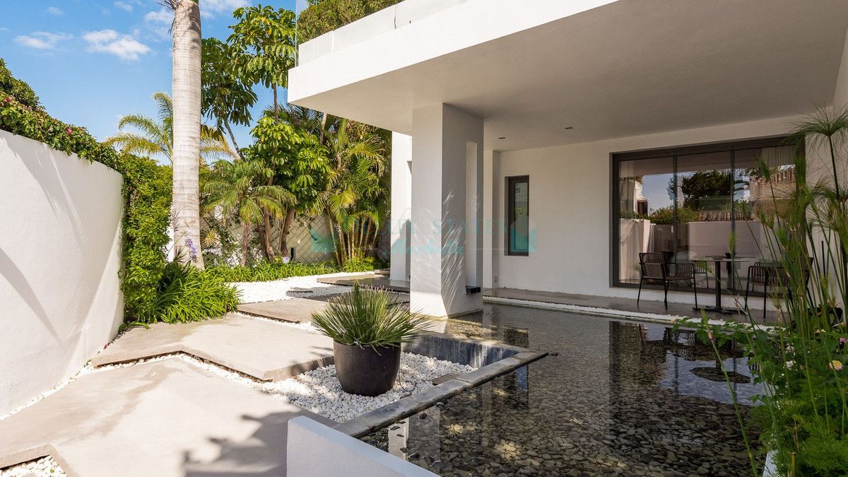 Villa for sale in Marbella Golden Mile