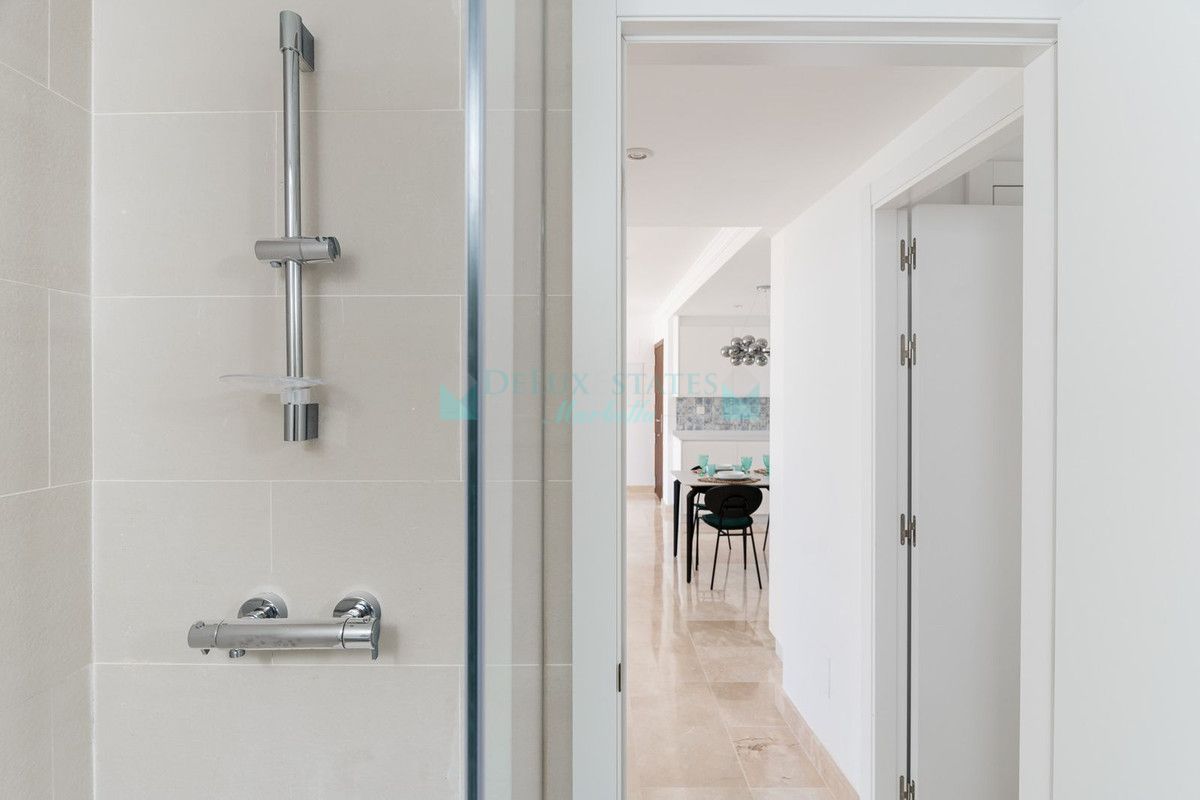 Ático en alquiler en El Paraiso, Estepona