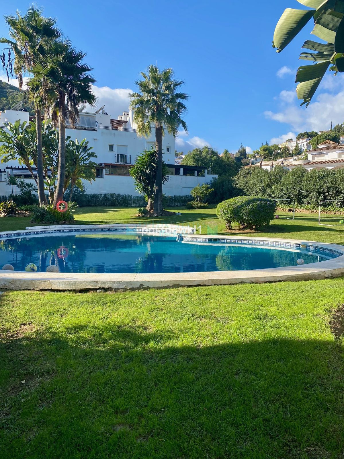 Penthouse for sale in Benahavis