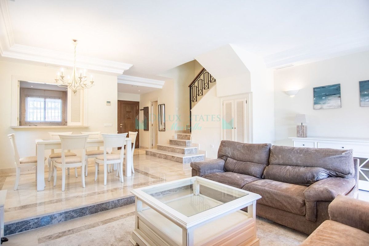 Town House for rent in Marbella