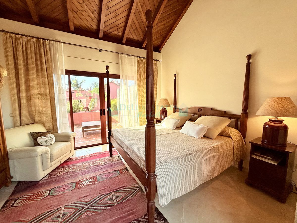 Apartment for sale in Estepona