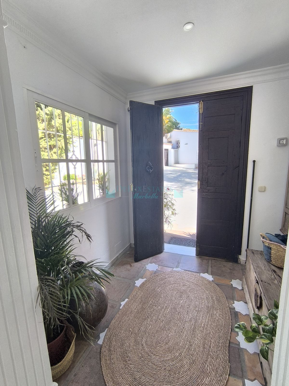 Villa for rent in Estepona