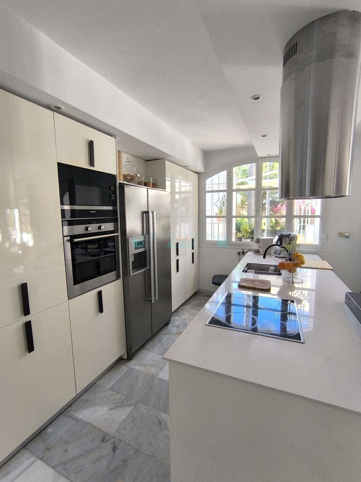 Villa for rent in Estepona