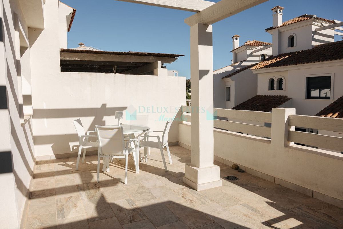 Adosado en alquiler en El Paraiso, Estepona