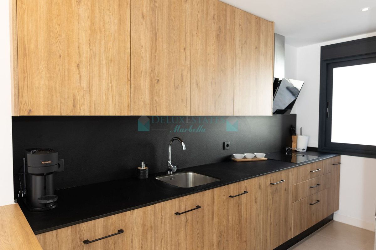 Town House for rent in El Paraiso, Estepona