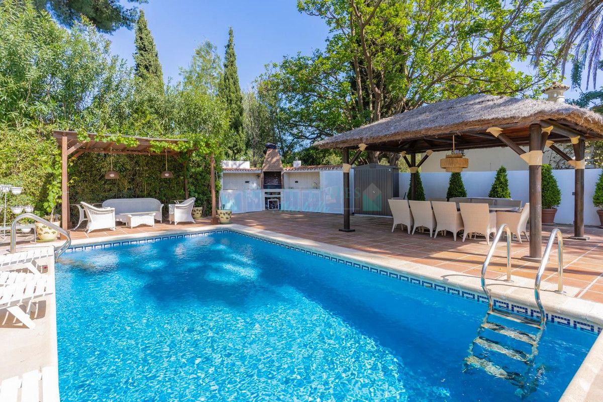 Villa for sale in Nagüeles, Marbella Golden Mile