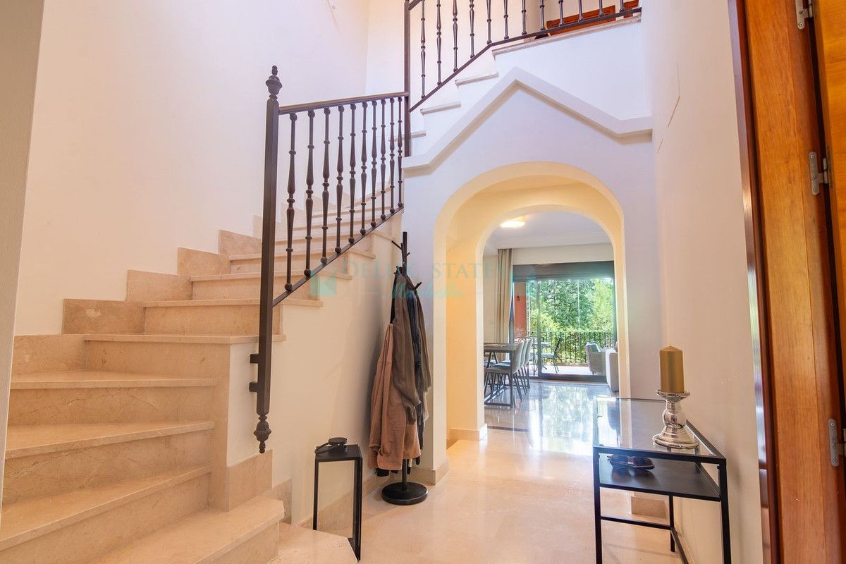 Adosado en venta en Estepona